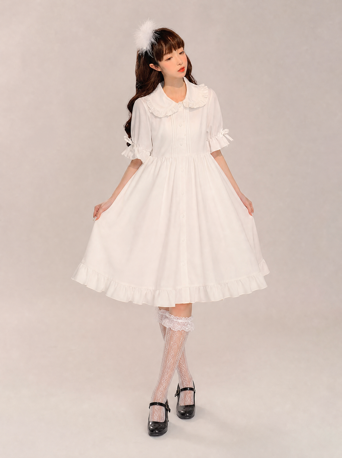 Worn by a Japanese female model: Kawaii Lolita Ruffle Dress