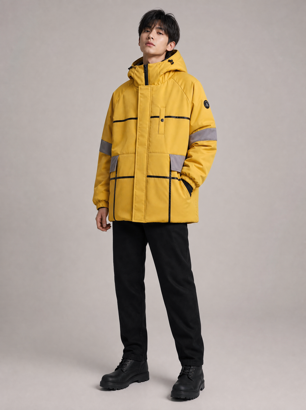 Worn by a Japanese male model: HiPa21 NX Winter Parka