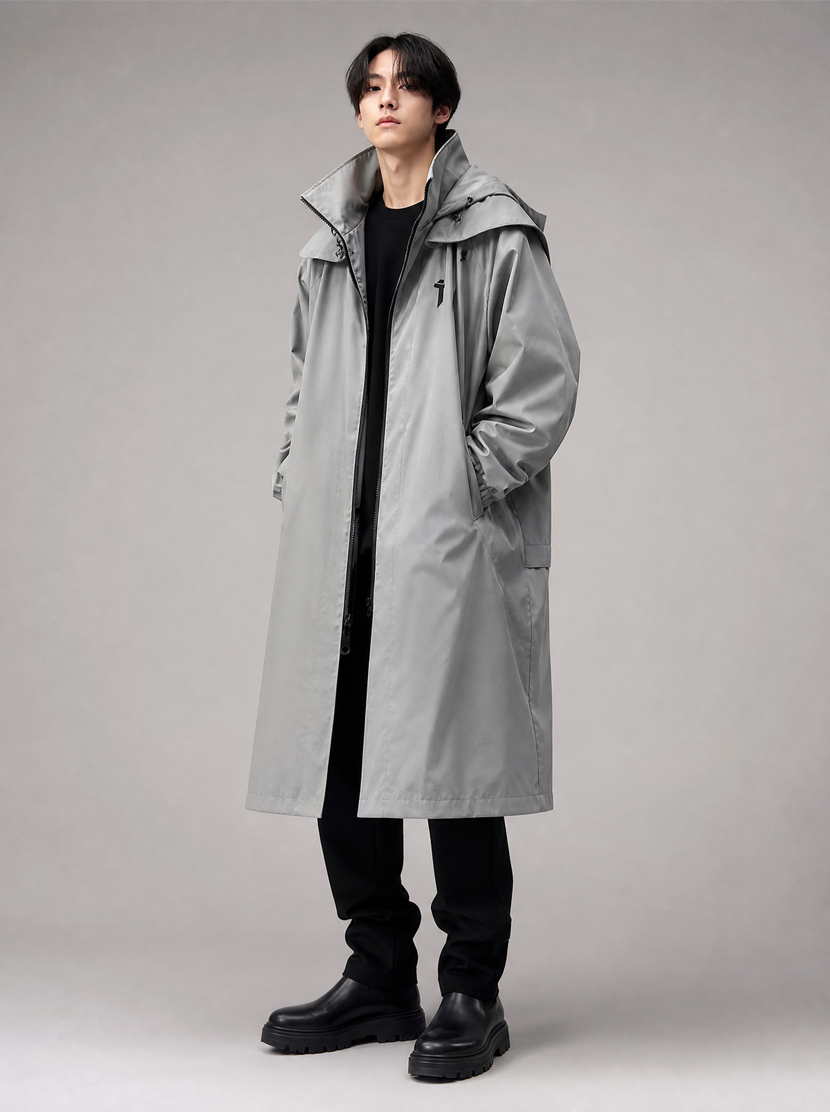 Worn by a Japanese male model: HiJ37 Urban Trench Coat