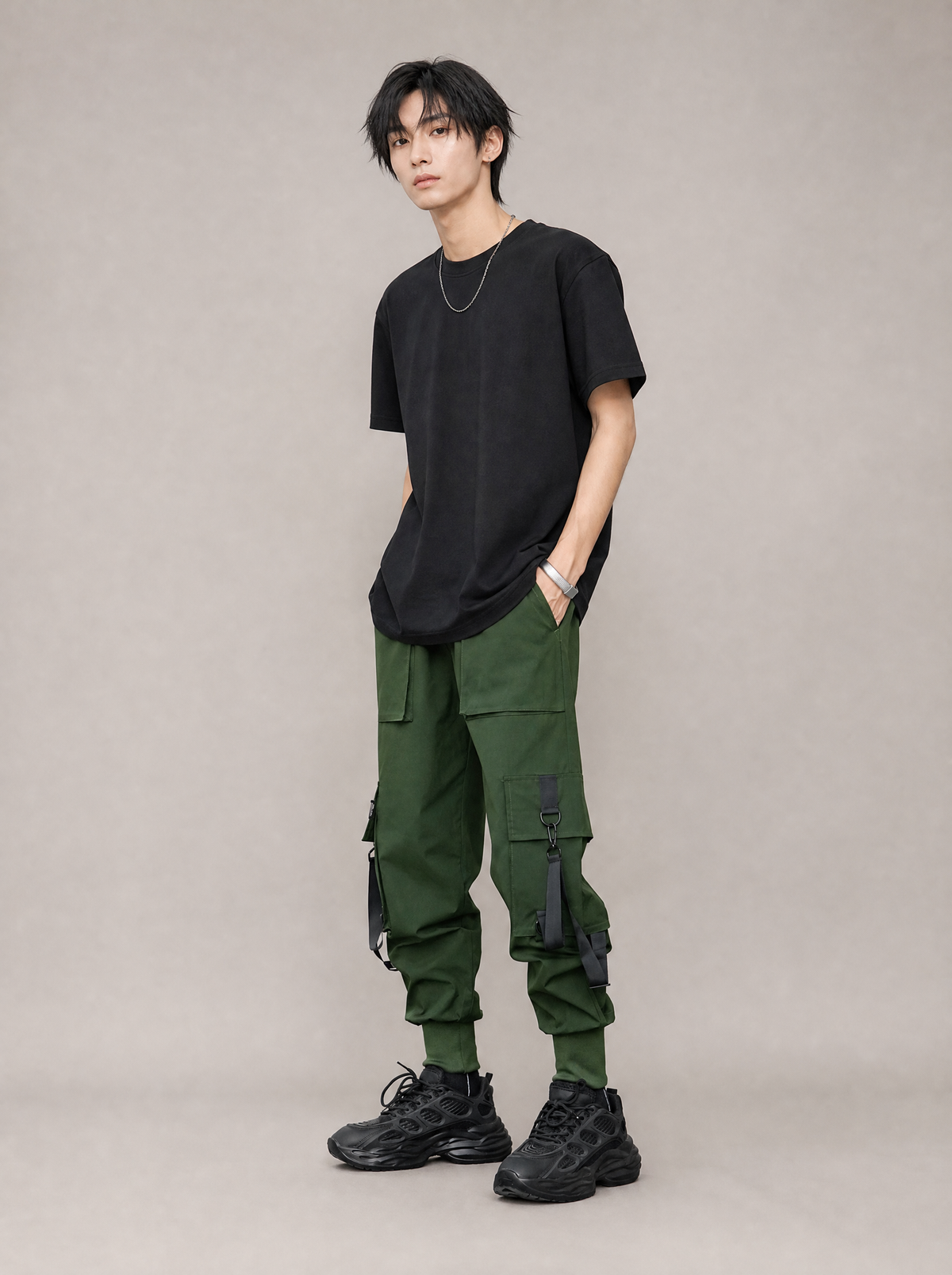 Worn by a Japanese male model: IBP302 Casual Pants
