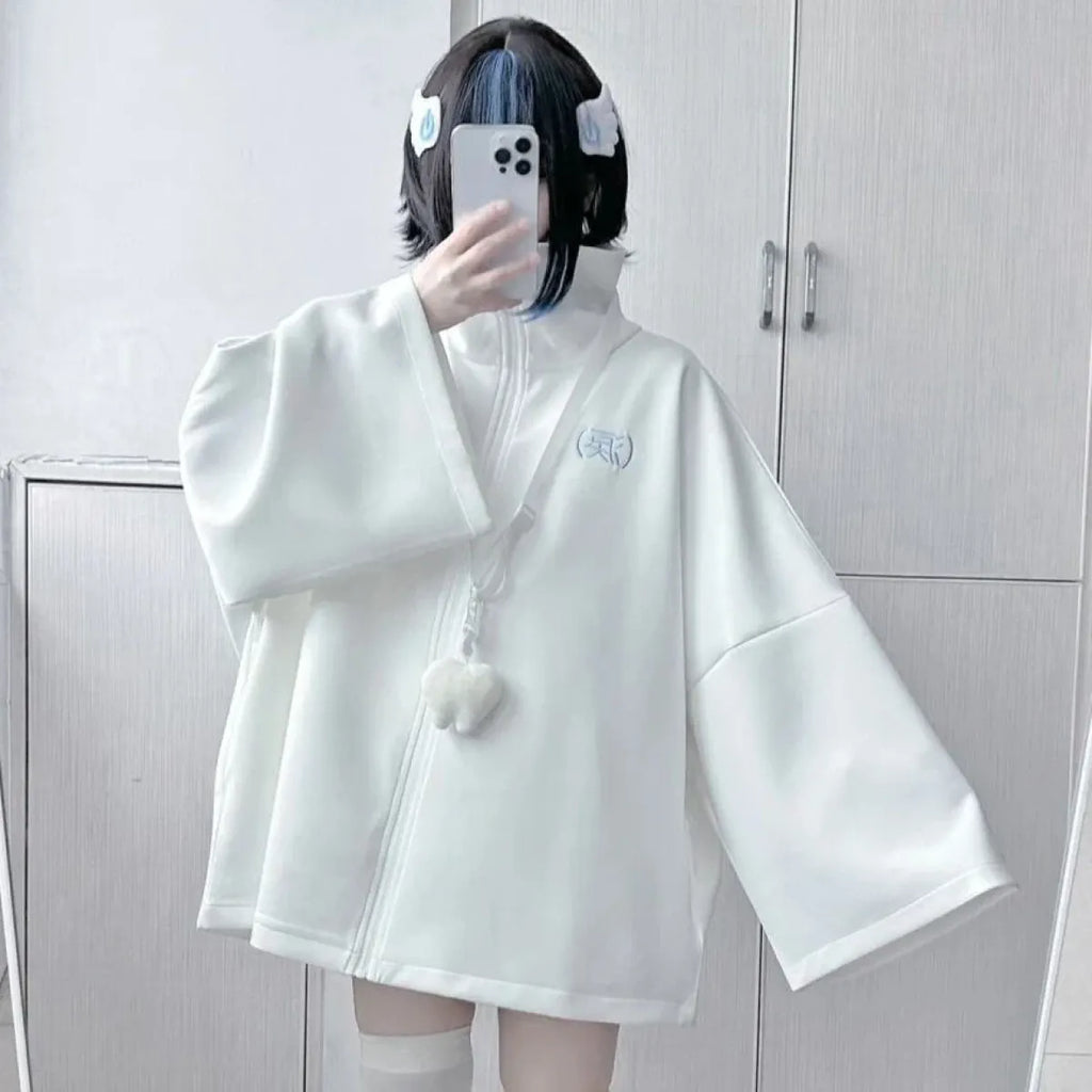 White Oversized Harajuku Hoodie – Embroidered Y2K Aesthetic Zip-Up