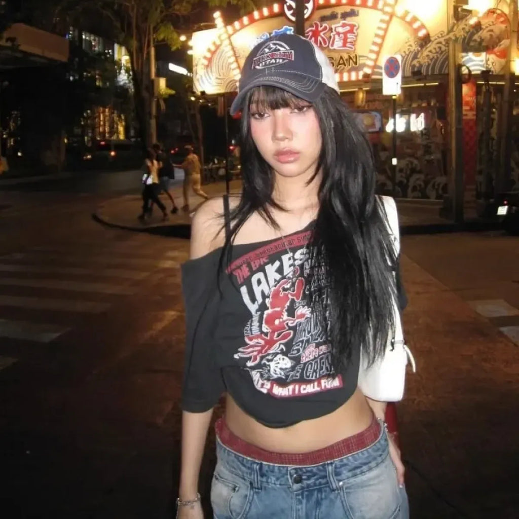 Black Off-Shoulder Graphic Tee – Y2K Grunge Punk Harajuku Crop Top